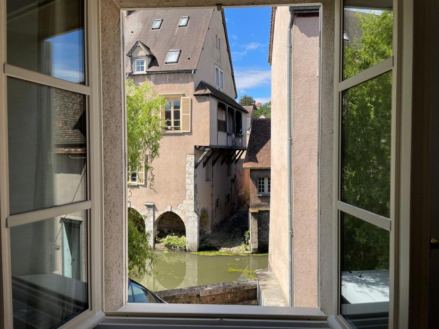 Au Bord De L'Eure - Free Parking Apartamento Chartres Exterior foto